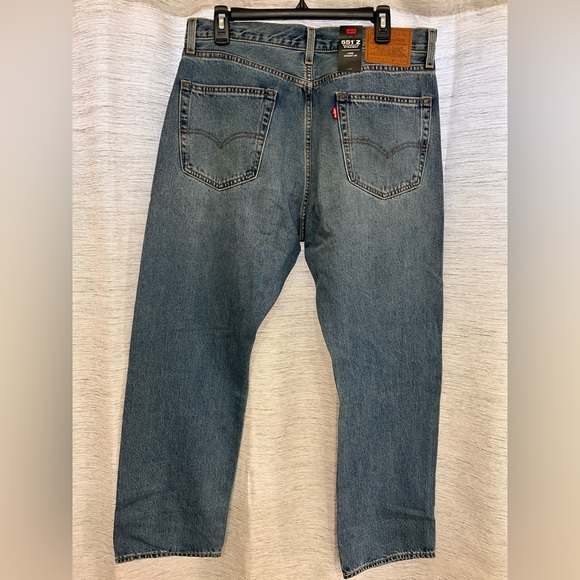 Men’s Levis 551Z Straight Leg Jeans - Picture 3 of 7